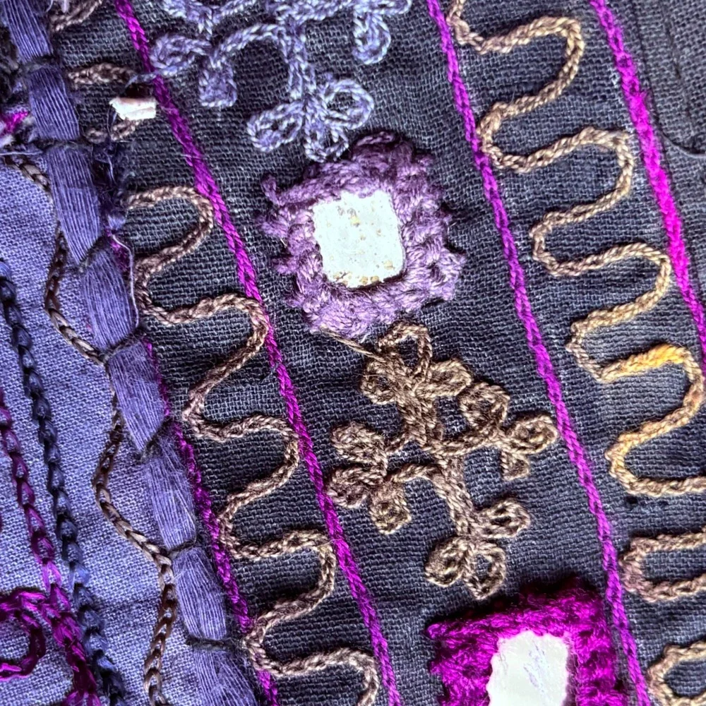 Vintage 1920s Gujarati Kutch Mirror Embroidered Textile | 59x38 | India | RARE